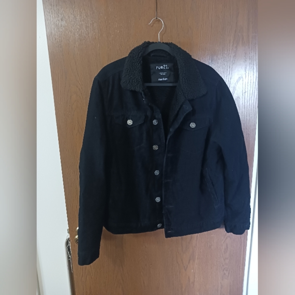 Rue 21 Medium Black Corderoy Coat